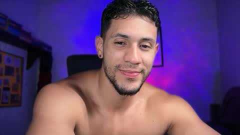 Snapshot of larry_jones chatting on 02-18-26, 12:06 andrew online show from 02-18-26, 12:06