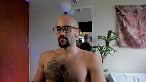 larry_stewart online show from 04-12-26, 05:51