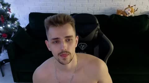 Lars online show from 12-27-24, 04:47