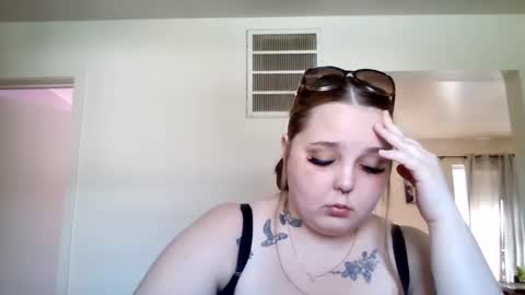 Snapshot of lashaebby chatting on 09-08-25, 04:39 lashaebby online show from 09-08-25, 04:39