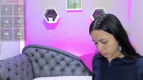 Tania  online show from 05-23-26, 01:37