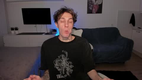 Snapshot of lastnight4you chatting on 12-29-24, 02:06 acie online show from 12-29-24, 02:06