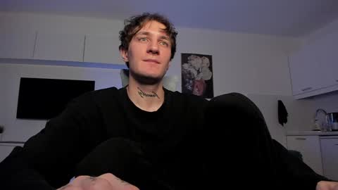 Snapshot of lastnight4you chatting on 01-11-25, 01:16 acie online show from 01-11-25, 01:16