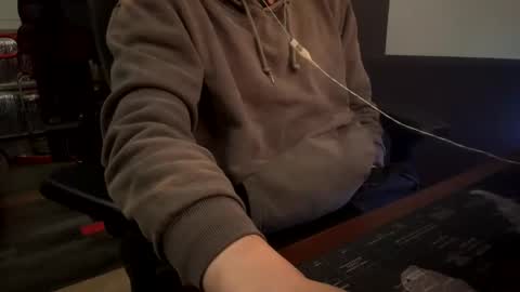 Snapshot of laterall chatting on 11-02-25, 02:47 YoungLatinStroker online show from 11-02-25, 02:47