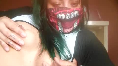 latex9408400 online show from 02-28-26, 07:31