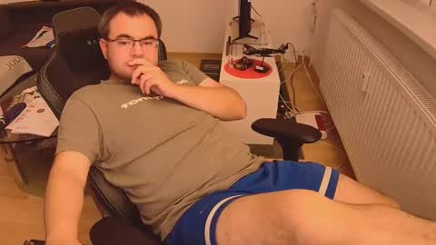 Snapshot of latexboy893 chatting on 09-23-25, 08:45 latexboy893 online show from 09-23-25, 08:45