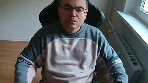latexboy893 online show from 05-06-26, 09:58