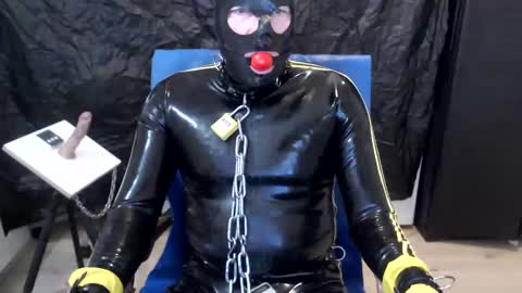 Snapshot of latexslaafboy2 chatting on 02-17-25, 07:15 latexslaafboy online show from 02-17-25, 07:15