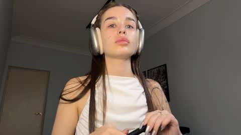 Liza online show from 04-02-26, 05:21