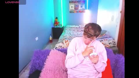 latin_boysxxx_ online show from 02-24-26, 07:01