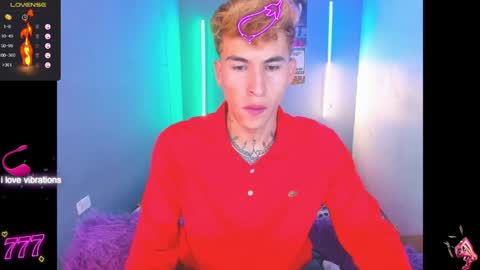 latin_boysxxx_ online show from 03-30-26, 12:55
