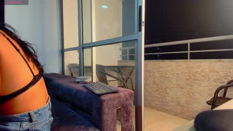 Snapshot of latin_couple77 chatting on 12-12-24, 11:36 Sara y Andy online show from 12-12-24, 11:36