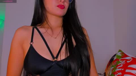 Gabby online show from 11-18-25, 01:33