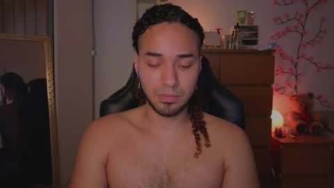 Snapshot of latin_luxury_i chatting on 03-05-26, 10:22 Free OF online show from 03-05-26, 10:22