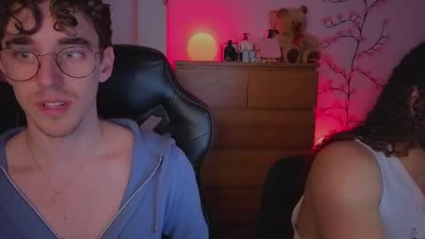  Free OF online show from 03-22-26, 06:44