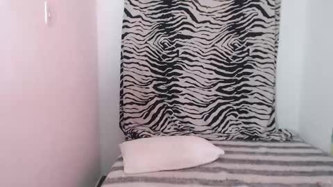 M E G A N  online show from 03-09-26, 05:39