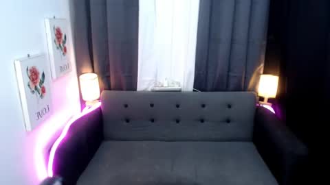 Snapshot of latina_goddes4uxxx chatting on 03-07-25, 02:23 ask me online show from 03-07-25, 02:23