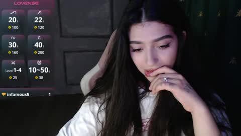 miiiiiiaaaa online show from 06-04-26, 09:10