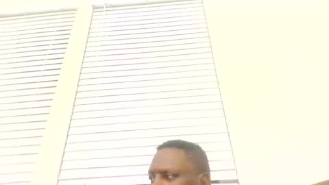 Snapshot of latinabeautycollection chatting on 11-16-25, 04:07 Latinabeautycollection online show from 11-16-25, 04:07