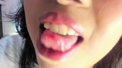 Snapshot of latinabombsheell chatting on 07-08-26, 03:11 Martina online show from 07-08-26, 03:11