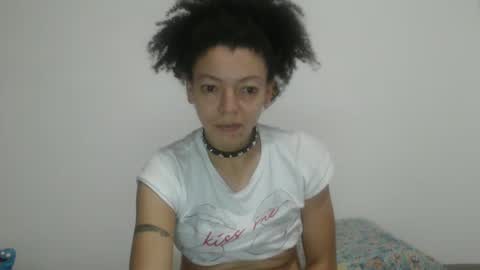 Snapshot of latinadreamy chatting on 09-23-25, 01:30 Latinacoka online show from 09-23-25, 01:30