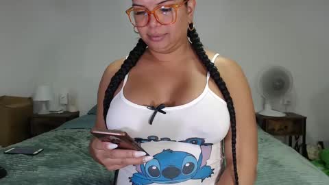 FLOR SALVAJE online show from 10-11-25, 10:30