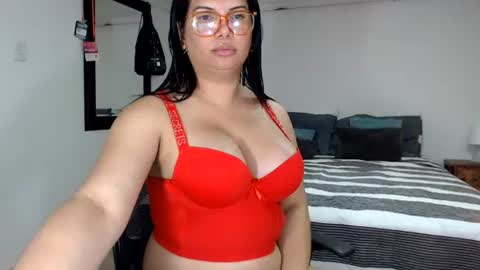 Snapshot of latinaflower_ts chatting on 07-03-26, 03:35 FLOR SALVAJE online show from 07-03-26, 03:35