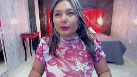 EMMA   online show from 02-06-26, 02:53