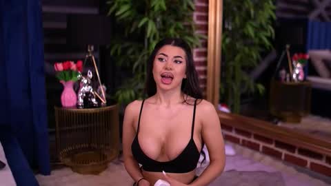 Latina online show from 02-05-26, 06:23