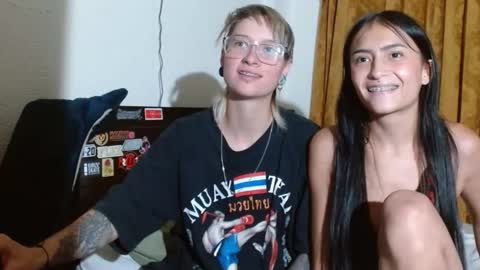 Snapshot of latinas_love05 chatting on 02-03-26, 02:53 latinas_love05 online show from 02-03-26, 02:53