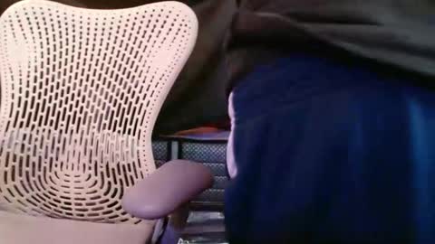 latinboy3232 online show from 11-25-25, 04:12