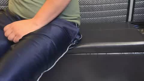latinboy3232 online show from 07-19-26, 12:36