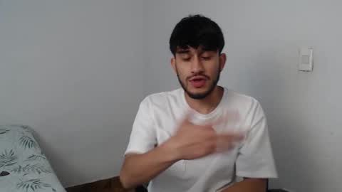 Snapshot of latinbunny7779 chatting on 12-16-24, 12:59 camilo online show from 12-16-24, 12:59