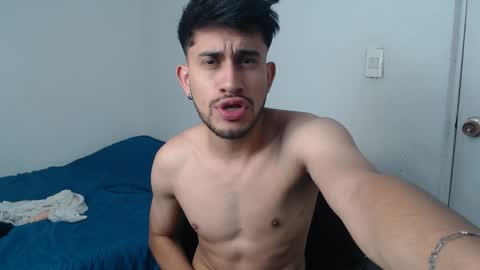 Snapshot of latinbunny7779 chatting on 01-25-25, 09:36 camilo online show from 01-25-25, 09:36