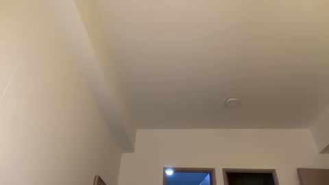 Hi -  online show from 02-11-26, 01:43