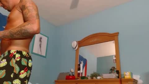 Snapshot of latinfyre chatting on 10-07-25, 11:02 Chris online show from 10-07-25, 11:02