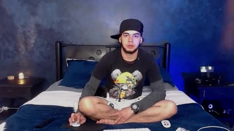 Men online show from 02-24-26, 06:39