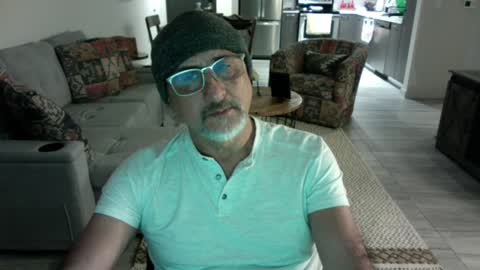 QS - INDEPENDENT MODEL online show from 01-31-25, 05:51