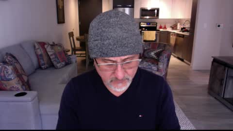 QS - INDEPENDENT MODEL online show from 02-22-25, 06:19