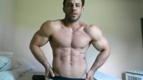 Snapshot of latino_rodri chatting on 06-23-26, 04:49 latino_rodri online show from 06-23-26, 04:49