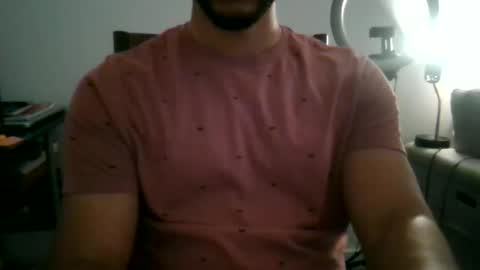 Snapshot of latinromeo1a chatting on 11-27-25, 06:43 latinromeo1a online show from 11-27-25, 06:43