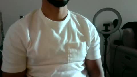 Snapshot of latinromeo1a chatting on 11-29-25, 06:00 latinromeo1a online show from 11-29-25, 06:00