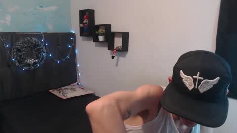 Snapshot of latins_boys_20 chatting on 12-09-24, 02:24 NICK online show from 12-09-24, 02:24