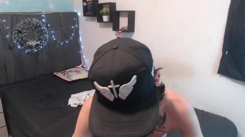 Snapshot of latins_boys_20 chatting on 12-09-24, 08:33 NICK online show from 12-09-24, 08:33