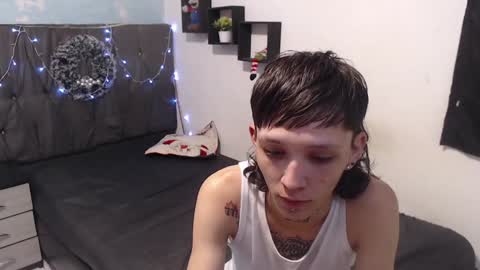 Snapshot of latins_boys_20 chatting on 12-15-24, 08:08 NICK online show from 12-15-24, 08:08