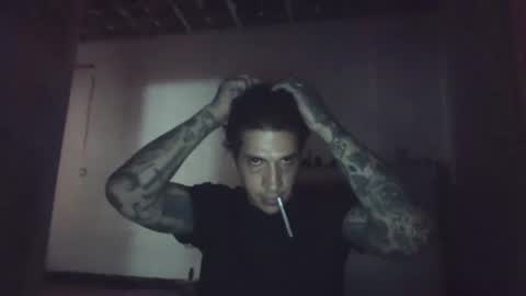 Snapshot of latintattooguy chatting on 06-05-26, 11:21 latintattooguy online show from 06-05-26, 11:21