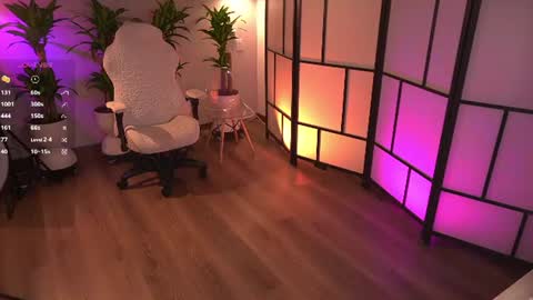 Snapshot of lau__1 chatting on 06-18-26, 11:20 IG 1lau 1 X 1lau 1 online show from 06-18-26, 11:20
