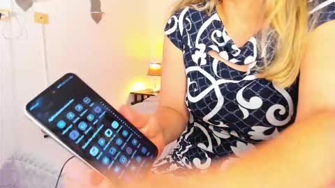   online show from 02-19-26, 01:01