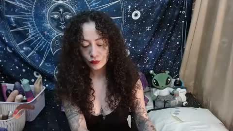  Wen  online show from 02-11-25, 07:05