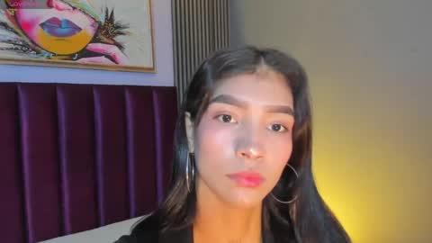 Snapshot of laura_aristizabal_19 chatting on 05-26-26, 12:01 Laura online show from 05-26-26, 12:01